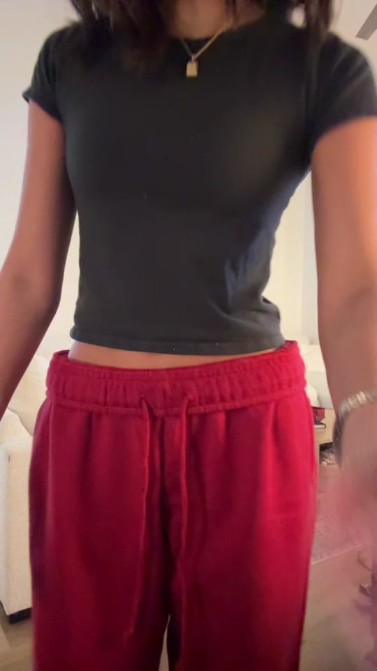 Post 3 by liv on TikTok (video)