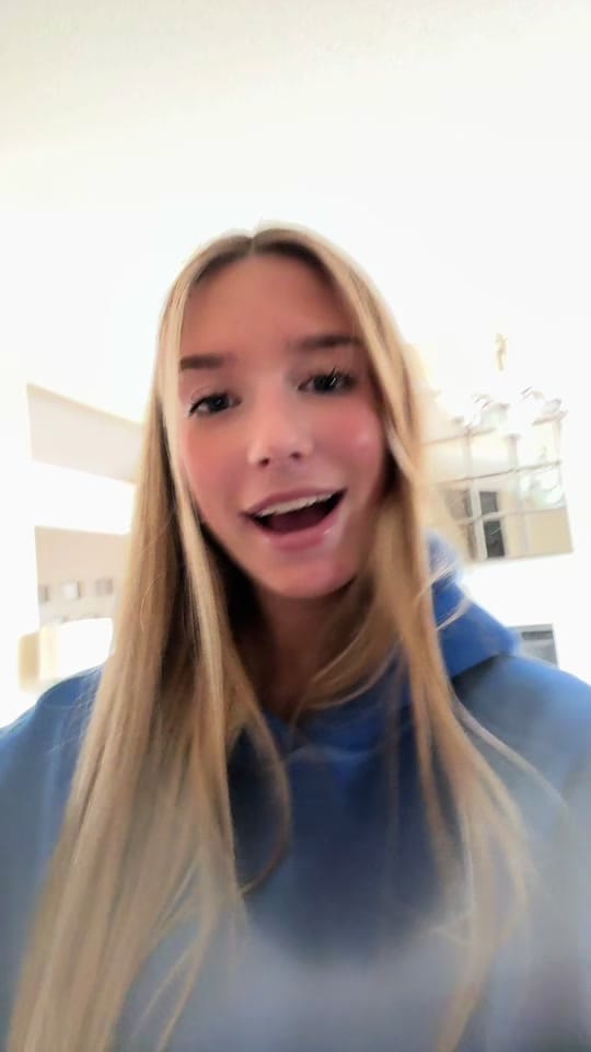 Post 4 by kendallnail on TikTok (video)