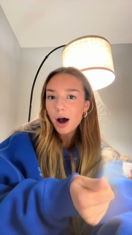 Post 3 by kendallnail on TikTok (video)