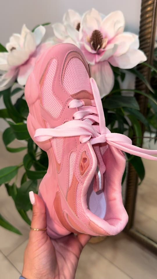 Post 4 by Helen Rodriguez on TikTok (video)