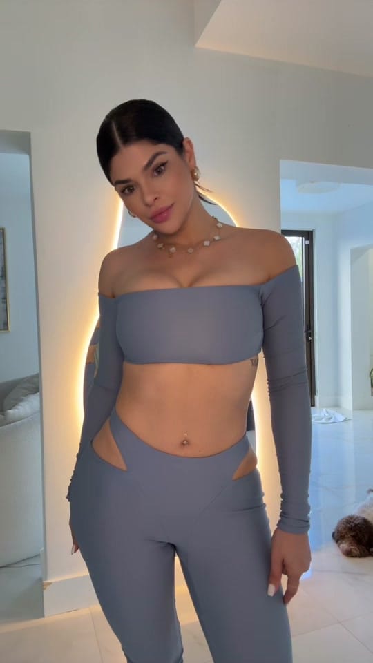 Post 2 by Helen Rodriguez on TikTok (video)