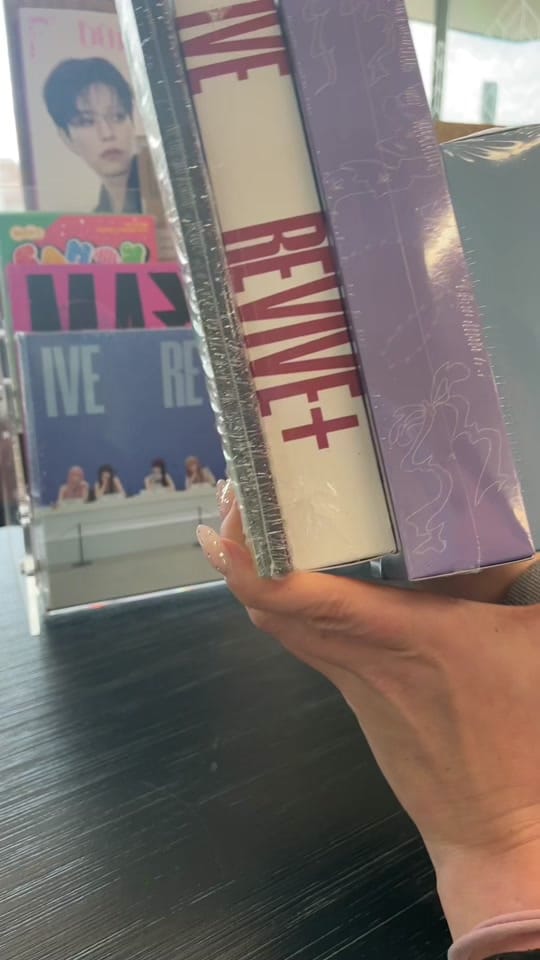 Post 5 by KPOP EXCHANGE on TikTok (video)