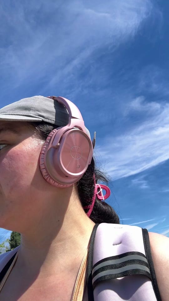 Post 6 by WHOSTHATGIRLXO on TikTok (video)