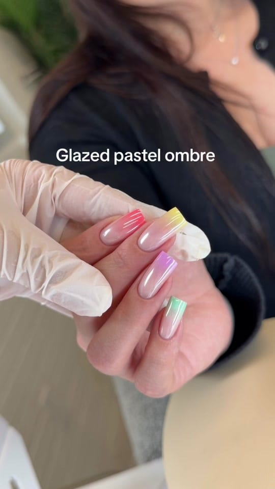 Post 2 by Nail Art House on TikTok (video)