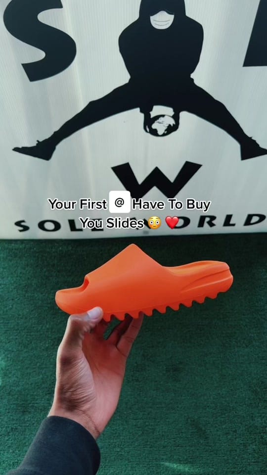 Post 7 by Sole World on TikTok (video)