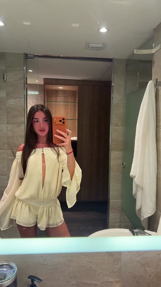 Post 1 by ALYSSA on TikTok (video)