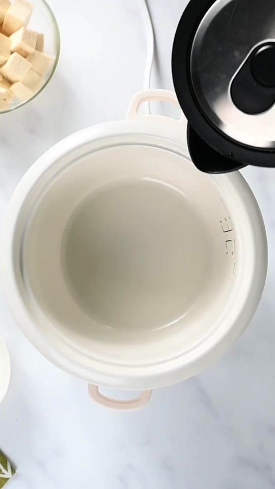 Post 1 by Aroma Housewares Co. on TikTok (video)