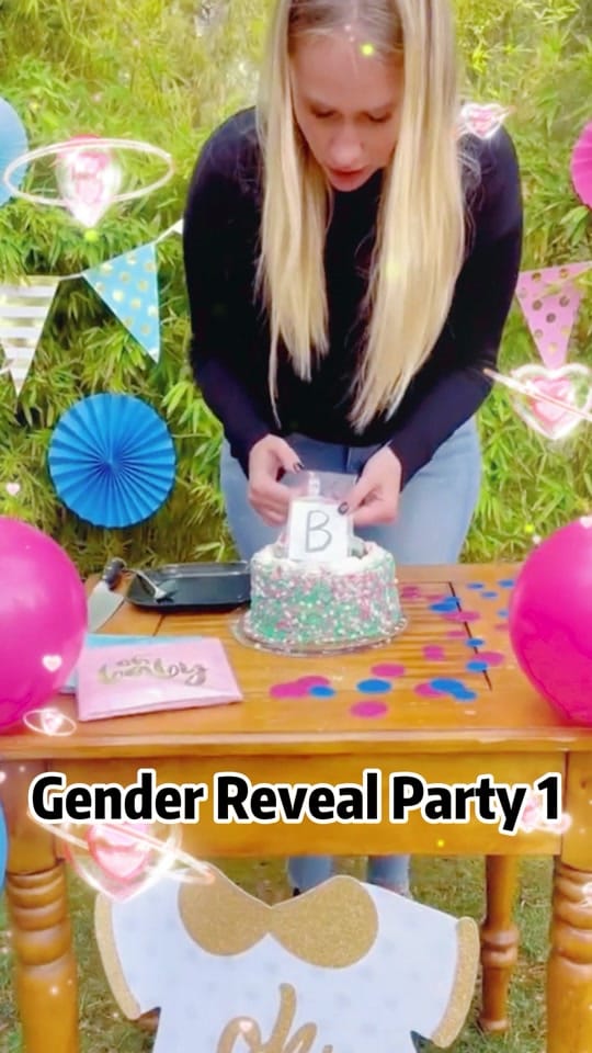 Post 8 by Gender reveal party on TikTok (video)
