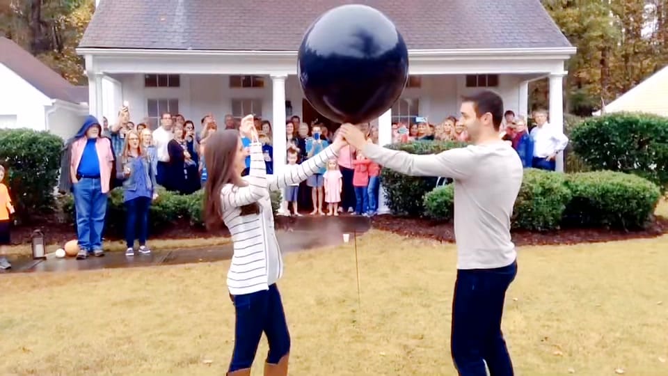 Post 9 by Gender reveal party on TikTok (video)
