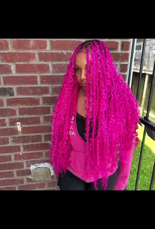 Post 1 by Glenisha R. on TikTok (video)