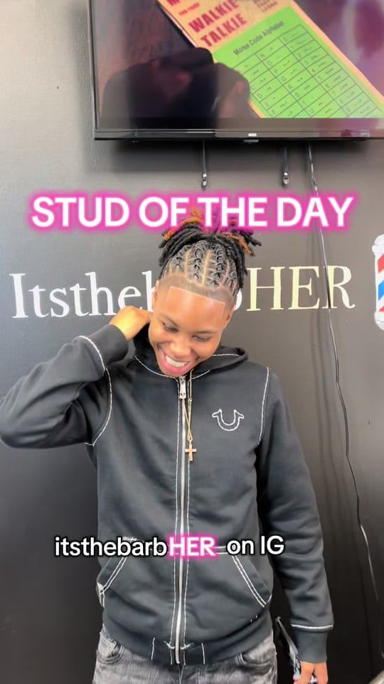 Post 7 by itsthebarbHER on TikTok (video)