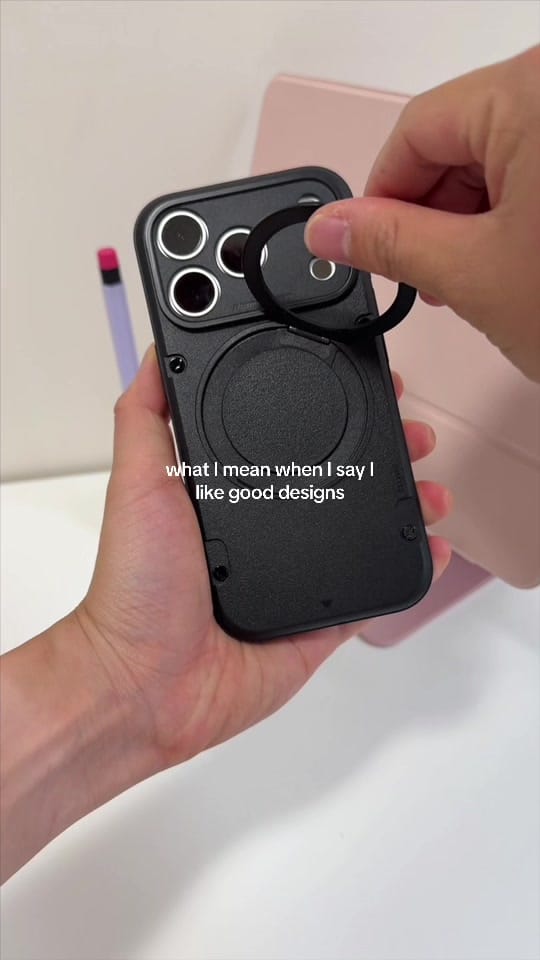 Post 3 by elago on TikTok (video)