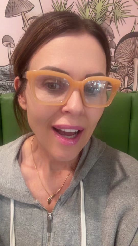 Post 1 by Mom on TikTok (video)