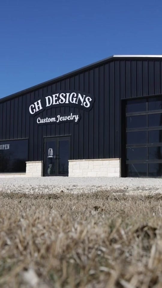 Post 2 by CH Designs Custom Jewelry on TikTok (video)