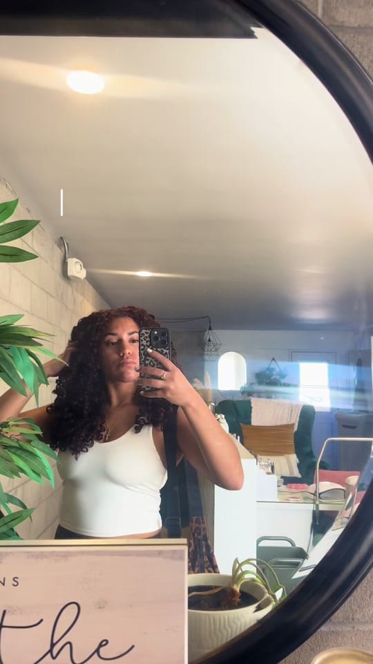 Post 4 by Nails By Thalia on TikTok (video)