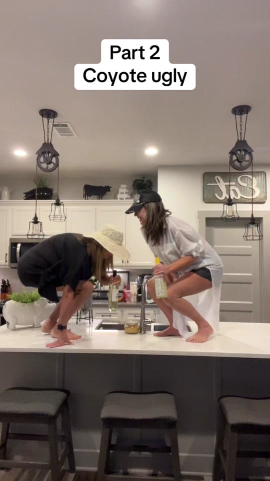 Post 10 by Krazy Sistas on TikTok (video)