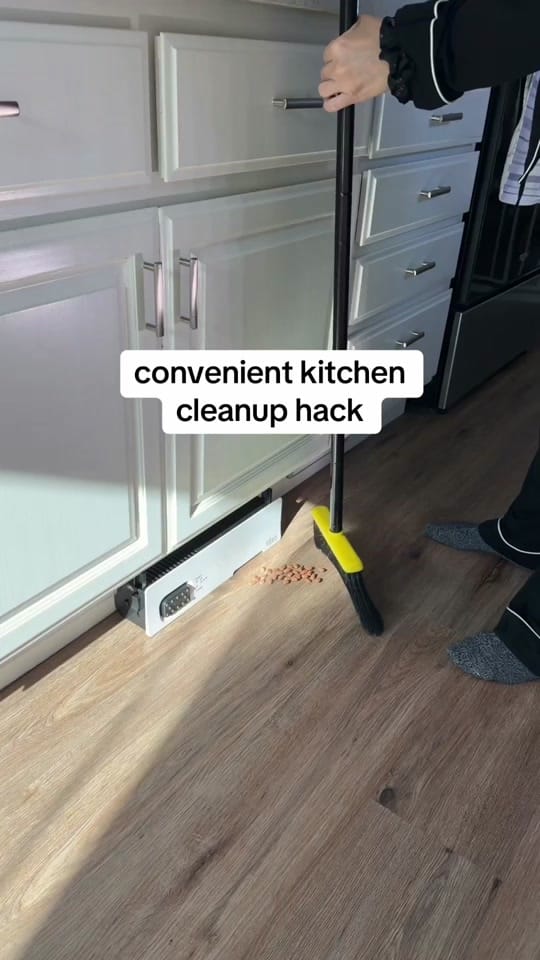 Post 8 by Crystall on TikTok (video)
