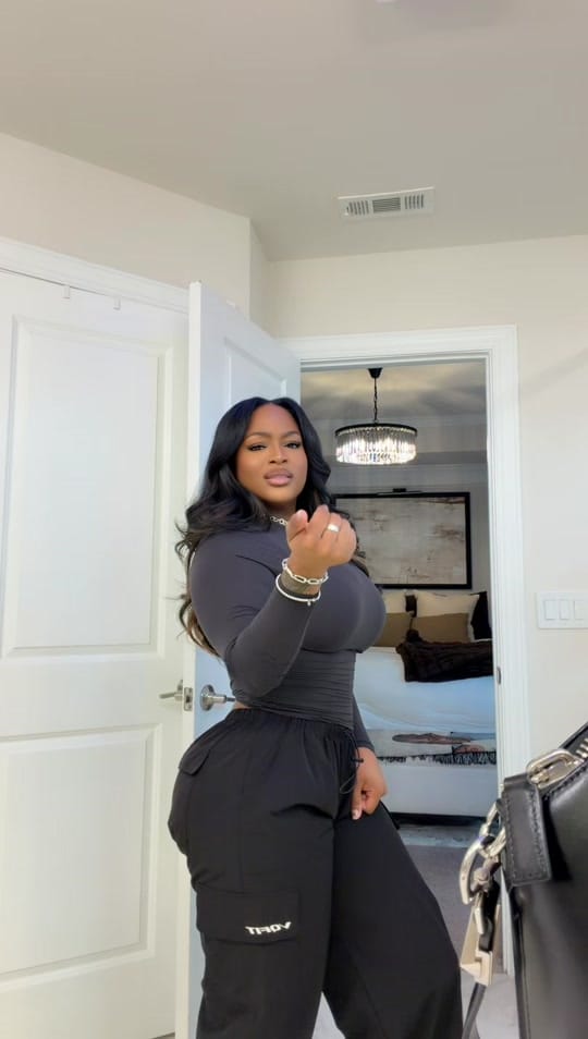 Post 3 by Evan-Nicole Williams on TikTok (video)