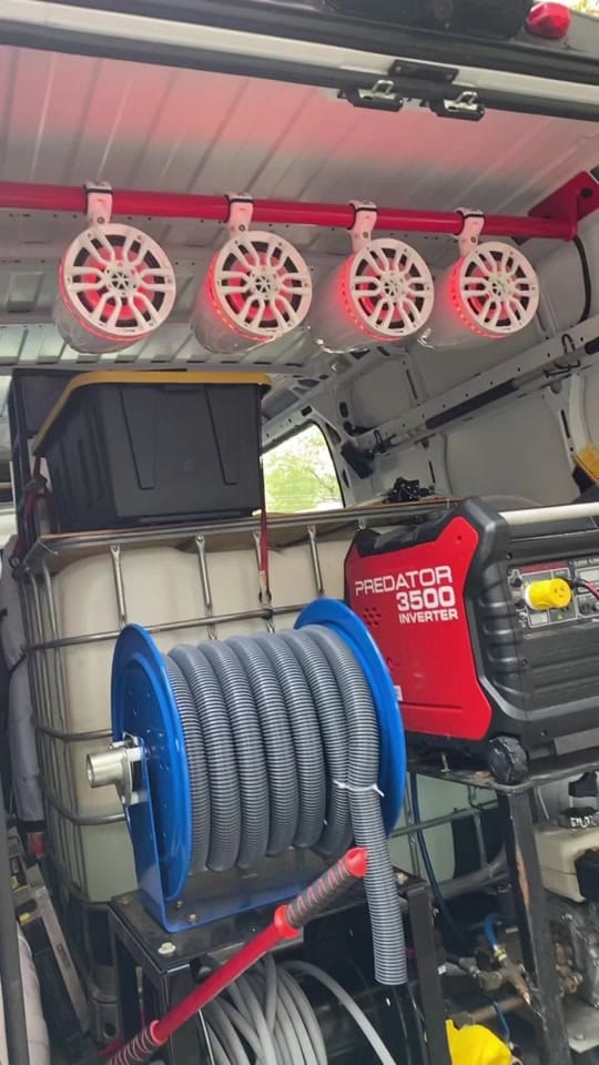 Post 8 by Chow’s Detailing on TikTok (video)