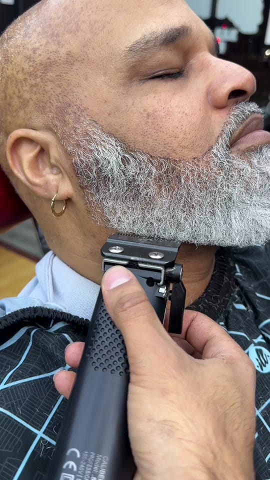 Post 4 by Chicago Barbers on TikTok (video)