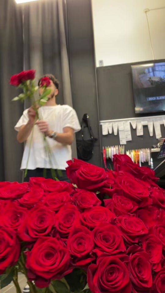 Post 4 by MaxAdikian on TikTok (video)