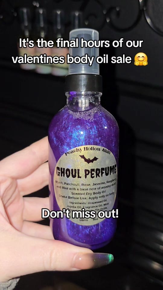 Post 5 by Peachy Hollow 🍑 on TikTok (video)