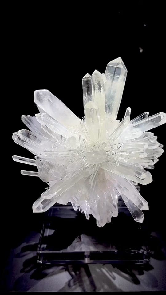Post 2 by NorthernMaineMinerals on TikTok (video)