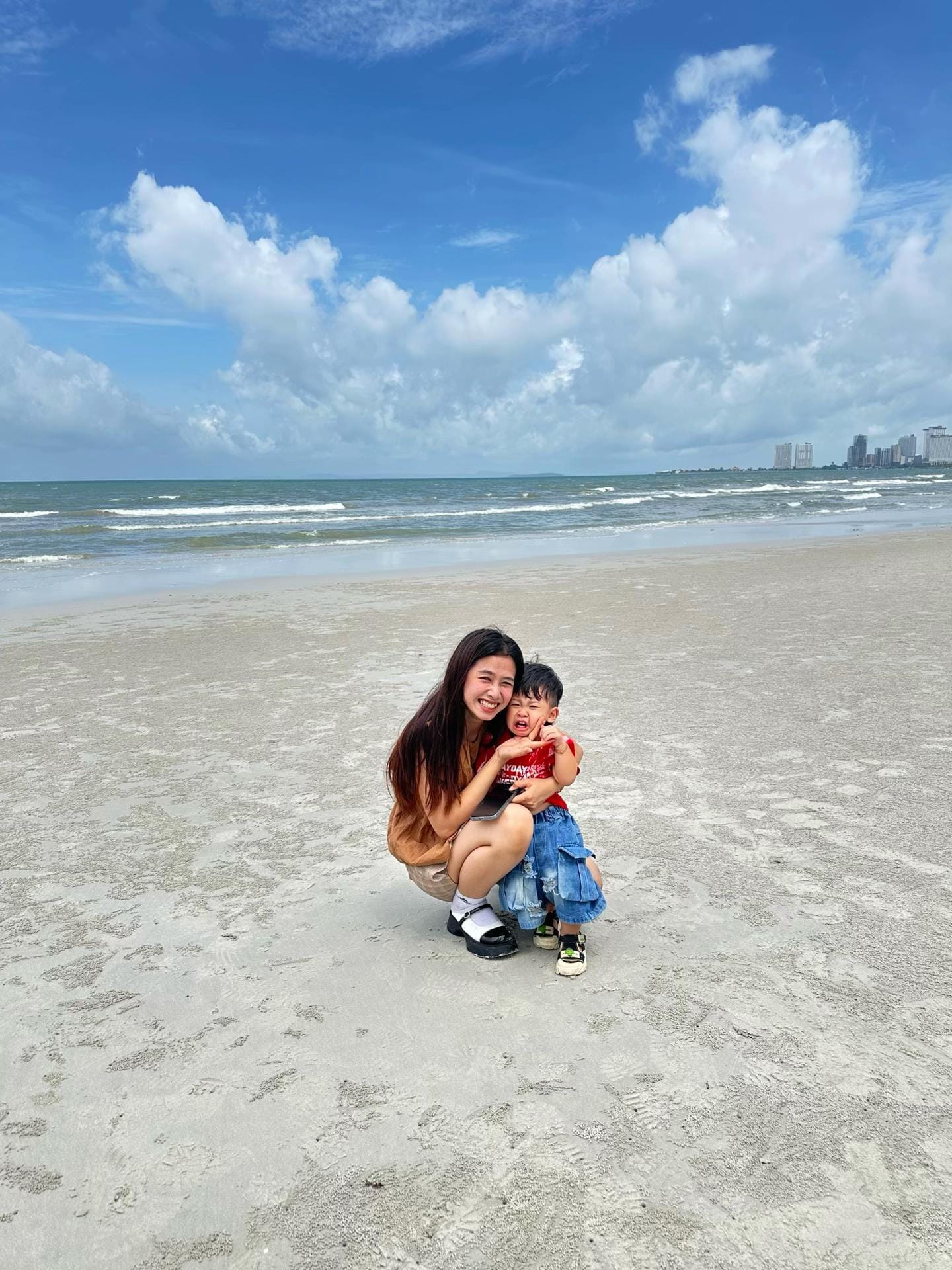 Post 4 by Ling on TikTok (video)