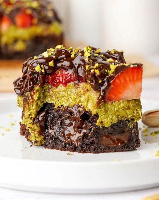 Post 1 by Dubai Chocolate USA on TikTok (video)