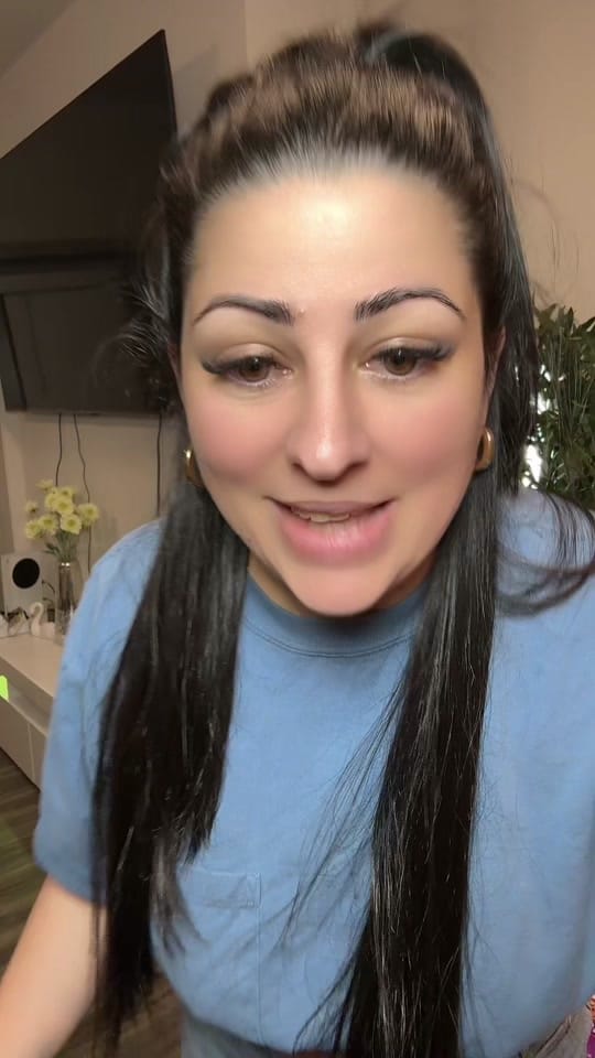 Post 3 by Mayi Ramirez on TikTok (video)