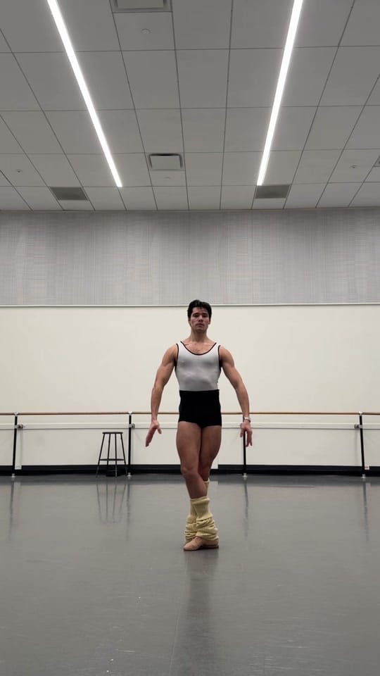 Post 5 by Jovani Furlan on TikTok (video)