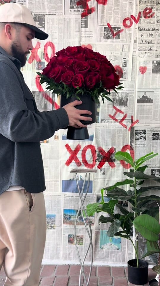 Post 7 by The Flower Boutique on TikTok (video)