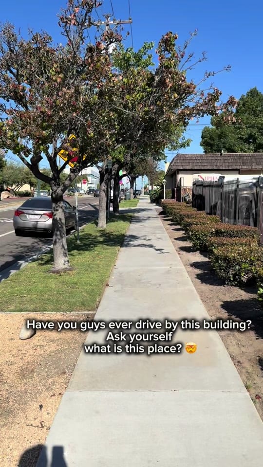 Post 1 by Carnival Candies & Ice Cream on TikTok (video)