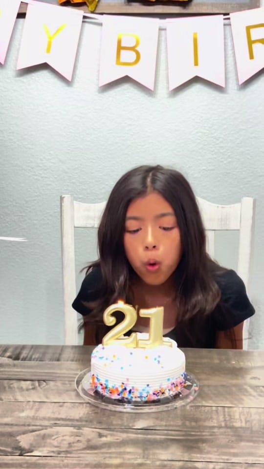 Post 9 by Sheyla Sanchez ✨ on TikTok (video)
