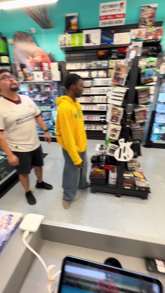 Post 4 by heybrovideogames on TikTok (video)