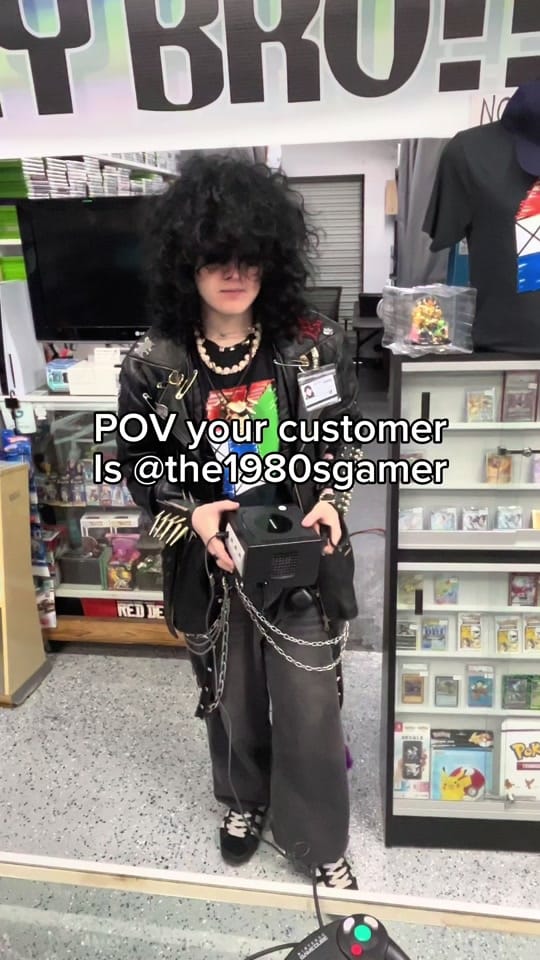 Post 1 by heybrovideogames on TikTok (video)