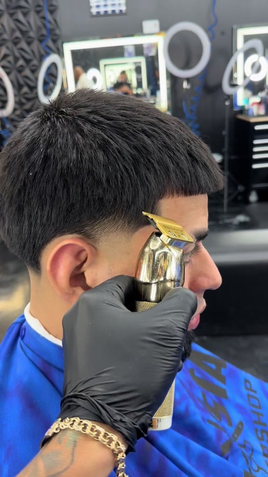 Post 9 by Brayanbarberhtx on TikTok (video)