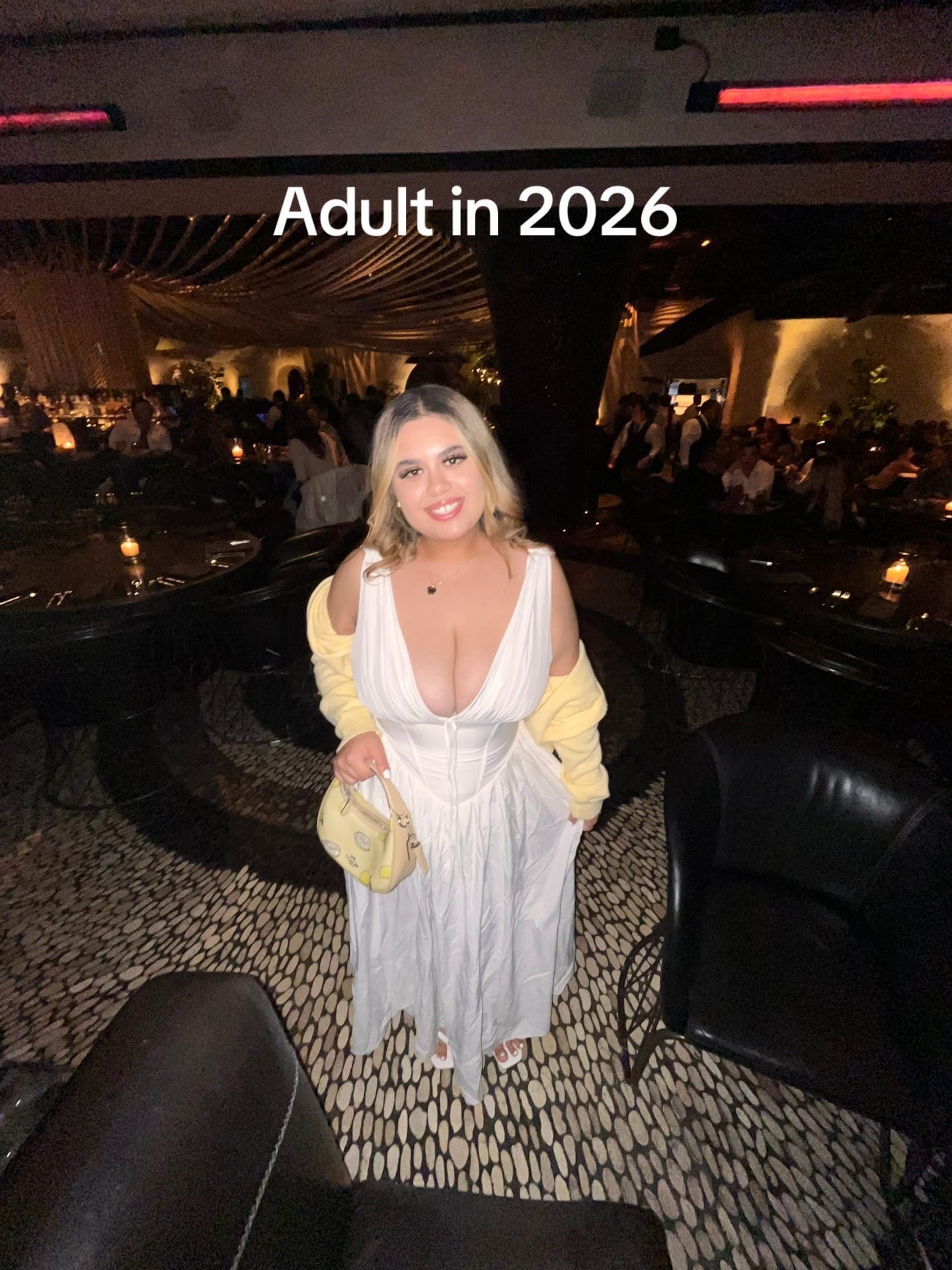 Post 3 by Aurora valle🍒 on TikTok (video)