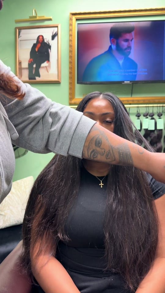 Post 5 by Ney Love on TikTok (video)
