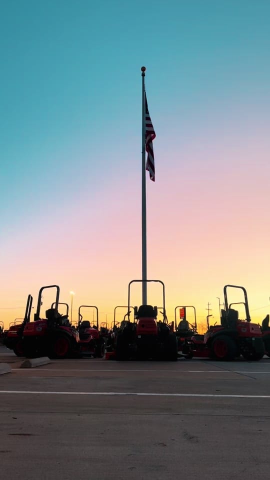 Post 4 by Kubota Kyle on TikTok (video)