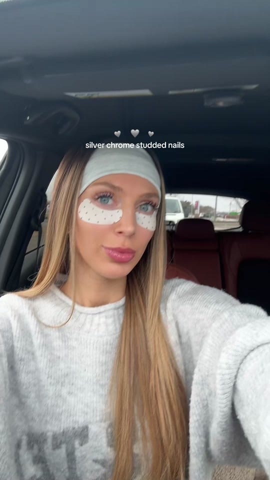 Post 4 by T A Y L O R on TikTok (video)