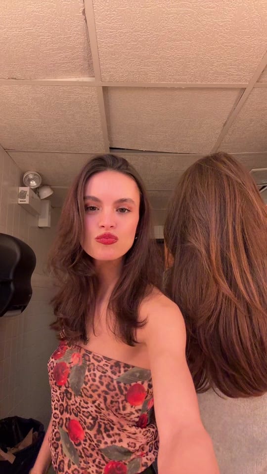 Post 2 by valentinaafm00 on TikTok (video)