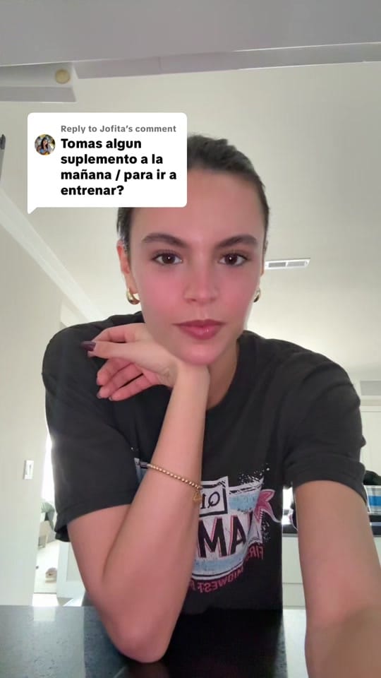 Post 9 by valentinaafm00 on TikTok (video)