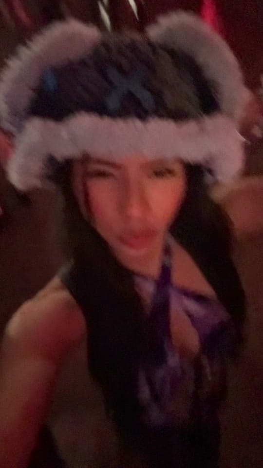Post 6 by MONICA on TikTok (video)