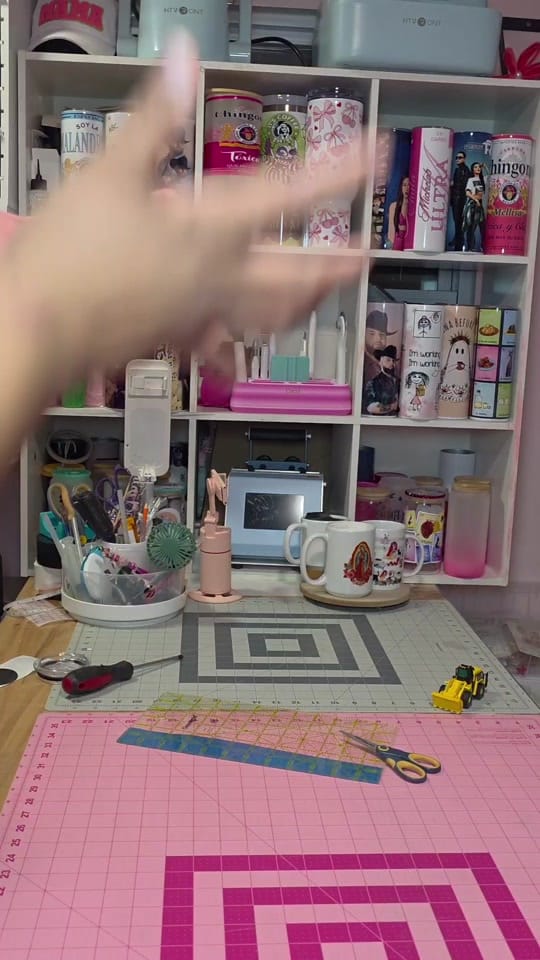 Post 2 by Lupitasbowsandmore on TikTok (video)