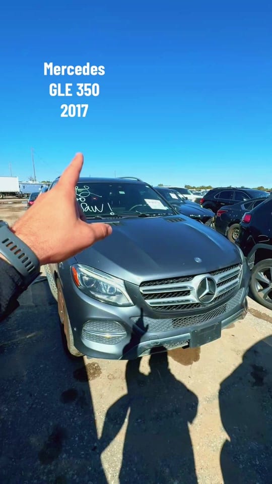Post 10 by Autos en Subasta USA | BROKER on TikTok (video)