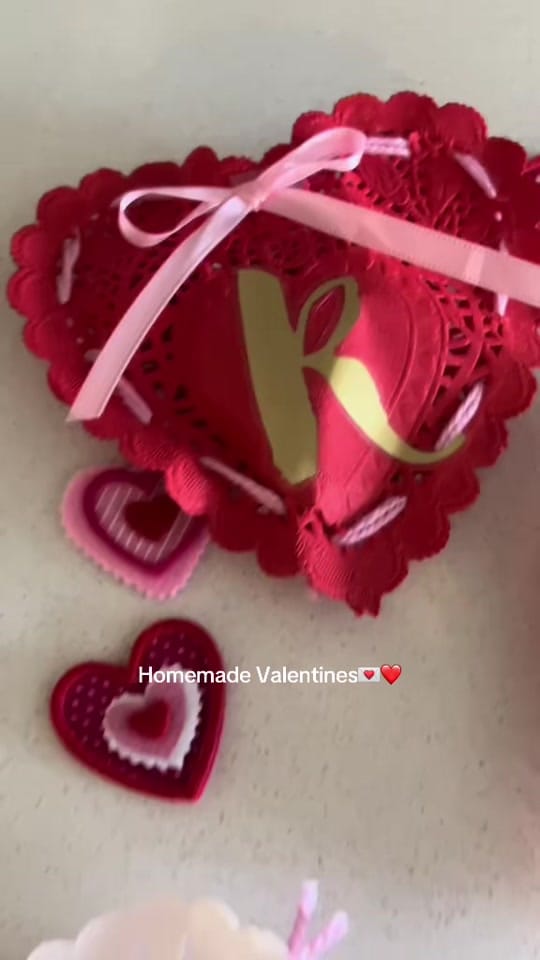 Post 5 by Roseystorey on TikTok (video)