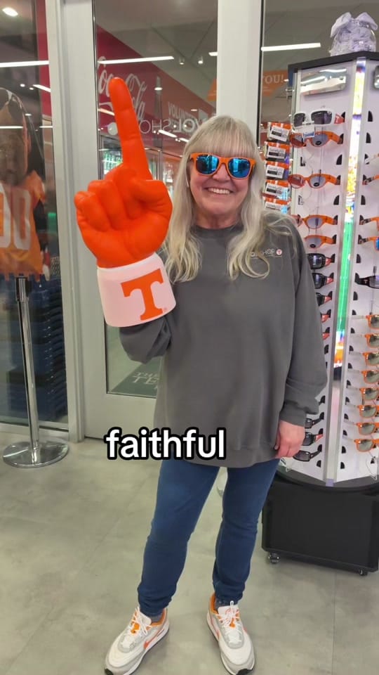 Post 3 by VolShop on TikTok (video)