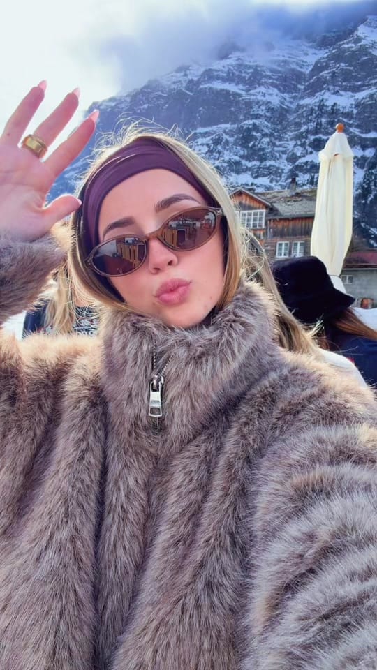 Post 1 by Caroline on TikTok (video)
