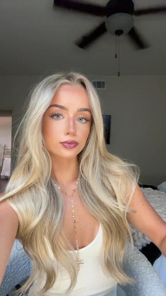Post 5 by Caroline on TikTok (video)